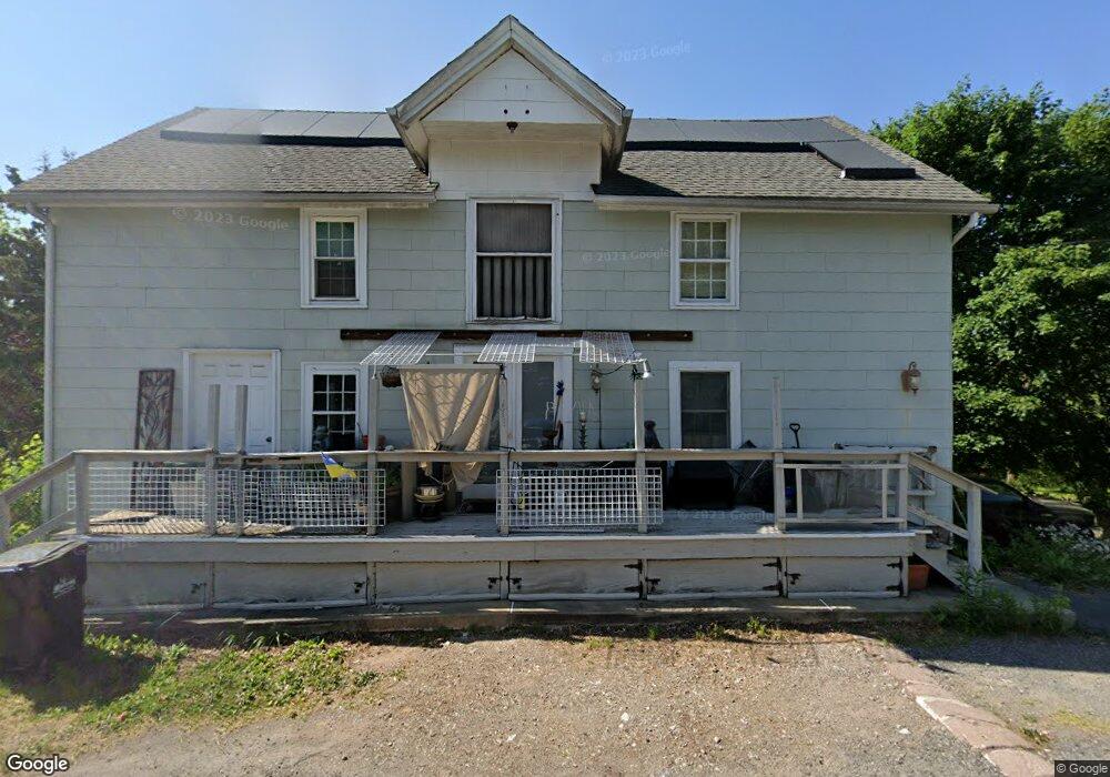 951 W Cedarville Rd, Pottstown, PA 19465 - photo 1