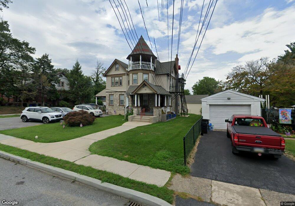 121 W Ridley Ave, Norwood, PA 19074 - photo 1