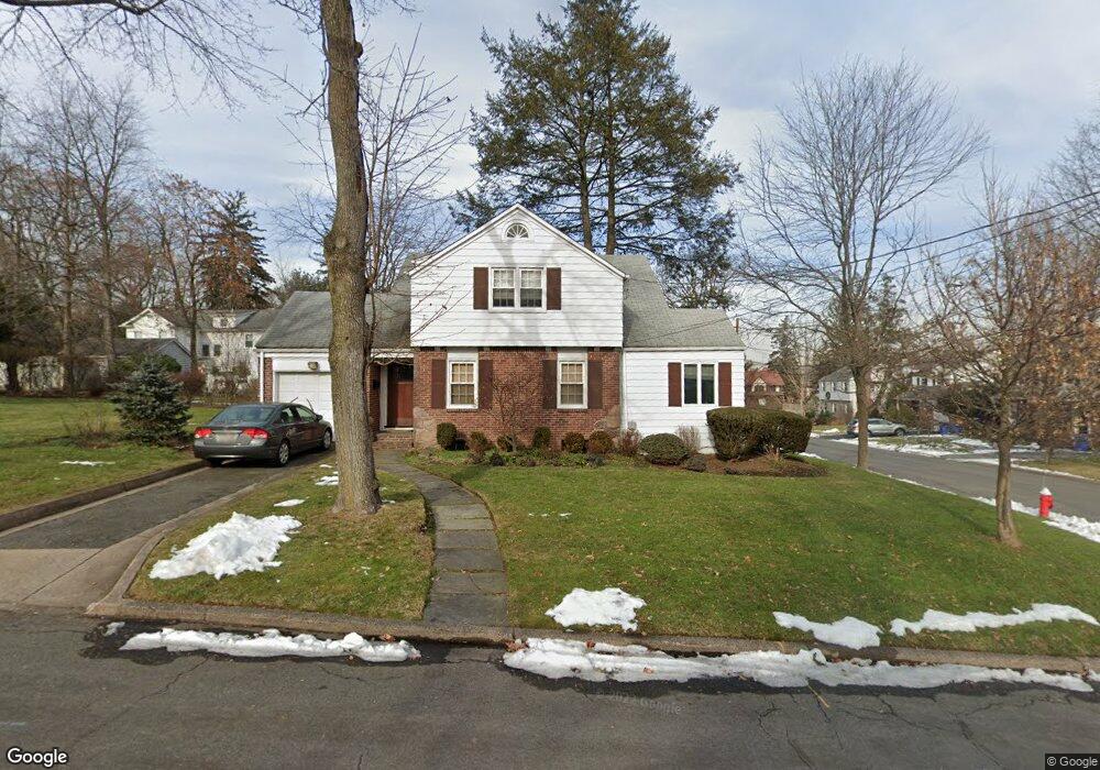 21 Somerset Rd, Tenafly, NJ 07670 - photo 1