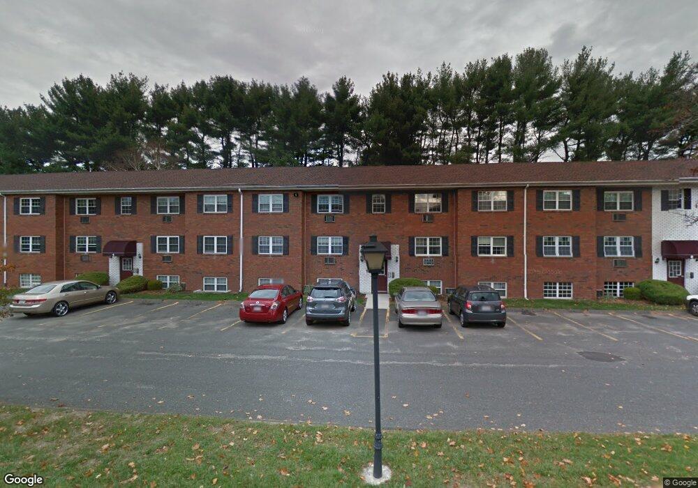 6 Maple Crest Cir unit 6, Holyoke, MA 01040 - photo 1