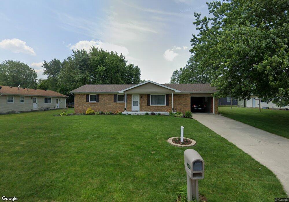 207 N Braeburn Dr, Ossian, IN 46777 - photo 1