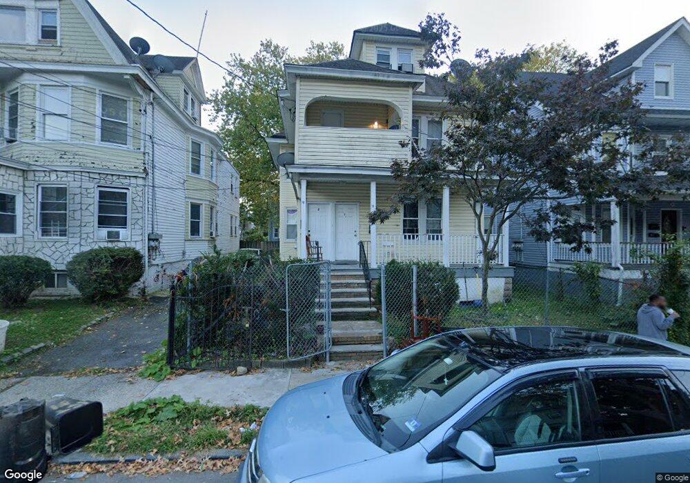 10 Howell Place, Newark, NJ 07106 - photo 1