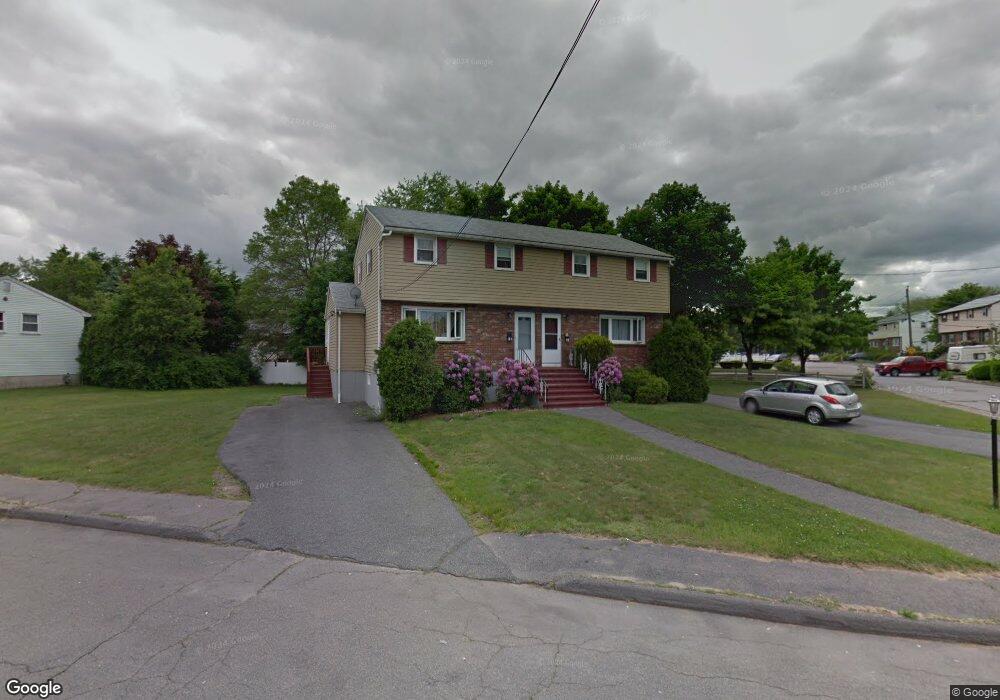 31 Blakely Cir, Randolph, MA 02368 - photo 1