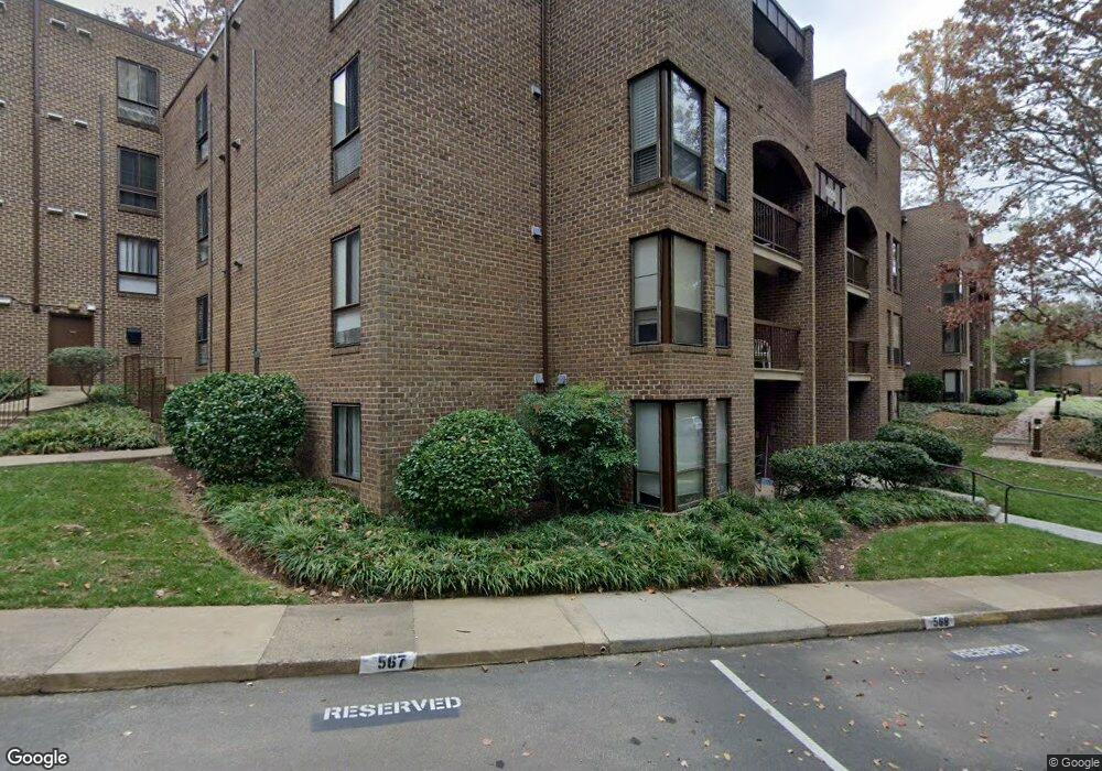 11220 Chestnut Grove Square, Reston, VA 20190 - photo 1