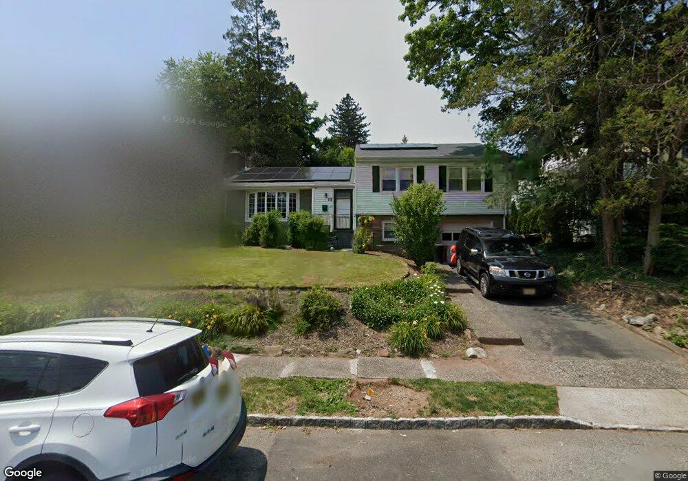 17 Colony Dr E, West Orange, NJ 07052 - photo 1