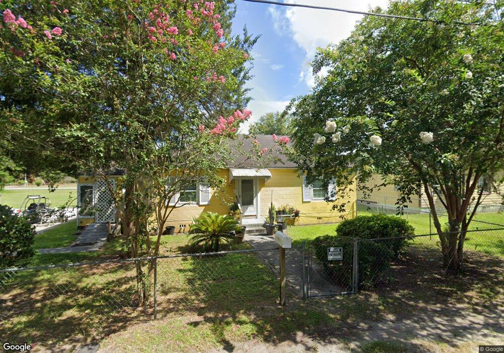 1791 Cate St, Brunswick, GA 31520 - photo 1