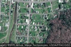91 Cherry St, Bayard, WV 26707