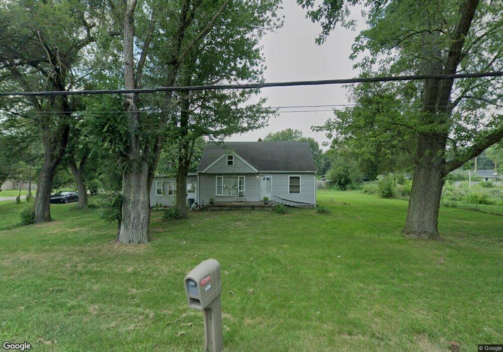 606 W Mishawaka Rd, Elkhart, IN 46517 - photo 1