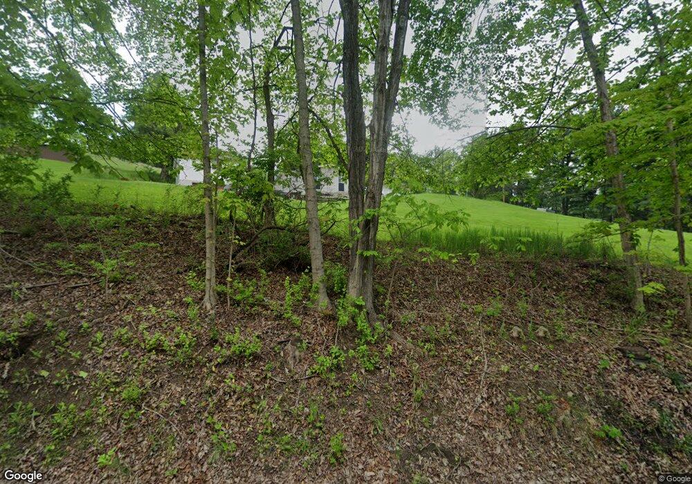 696 Sugar Run Rd, Eighty Four, PA 15330 - photo 1