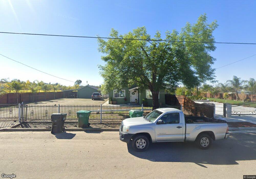 735 E Henderson Ave, Porterville, CA 93257 - photo 1