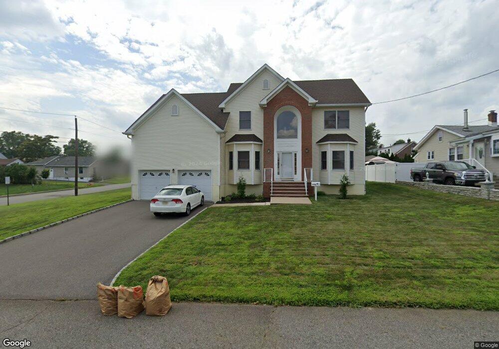 68 Lake View Blvd, Edison, NJ 08817 - photo 1