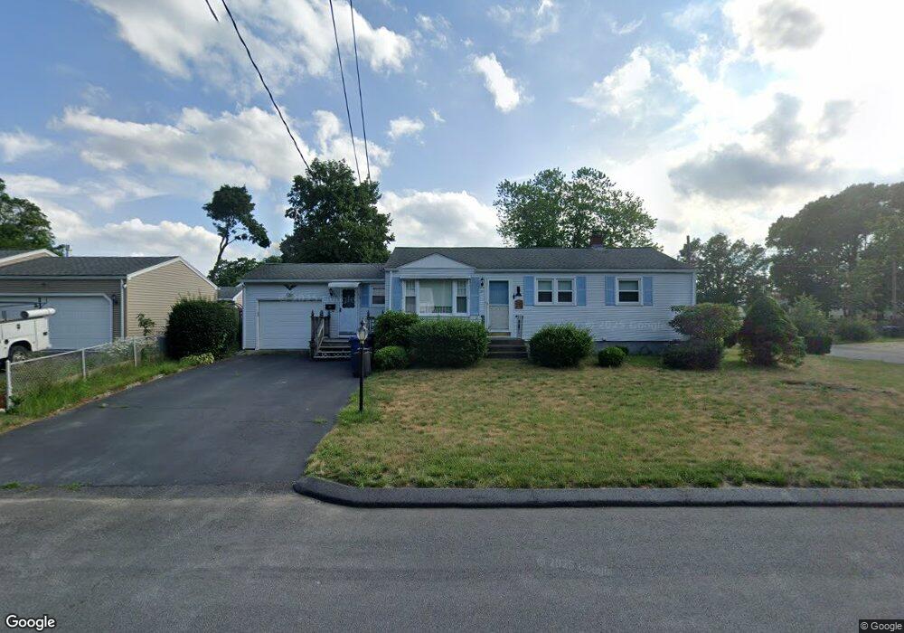 37 Crystal Dr, Warwick, RI 02889 - photo 1
