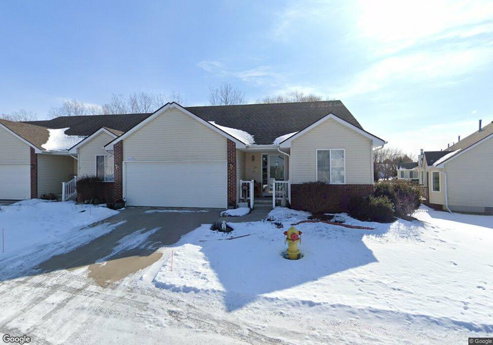 9089 Spring Brook Cir unit 70, Davison, MI 48423 - photo 1