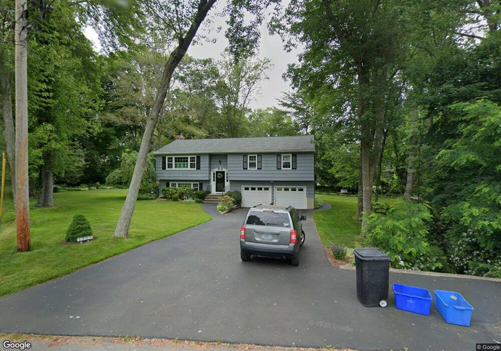 180 Applegate Rd, Fairfield, CT 06825 - photo 1