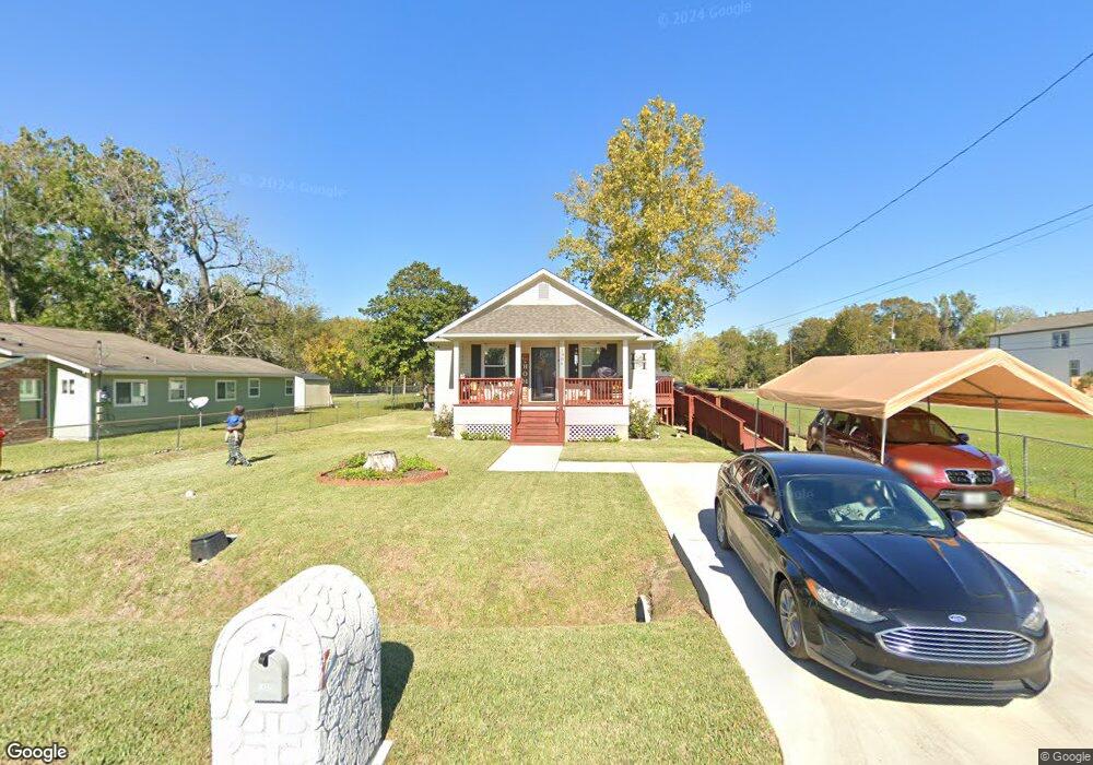 1906 Ellington St, Houston, TX 77088 - photo 1