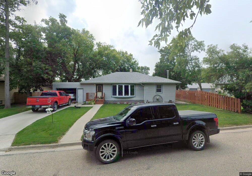 1219 1st Ave N, Jamestown, ND 58401 - photo 1