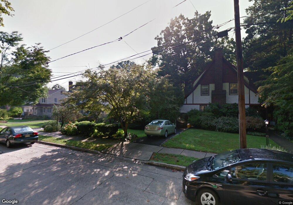 1315 Princeton Rd, Teaneck, NJ 07666 - photo 1