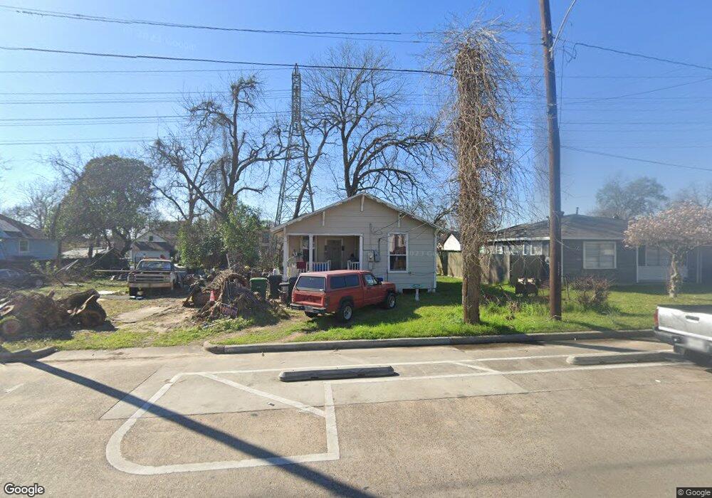 5709 Elysian St, Houston, TX 77009 - photo 1