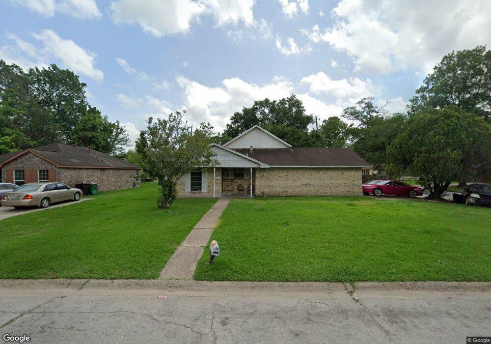 7202 Marilyn Ln, Houston, TX 77016 - photo 1
