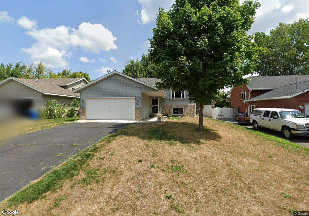 424 13th Ave S, Sauk Rapids, MN 56379 - photo 1