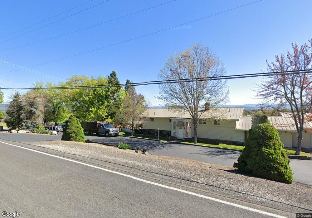 3094 Wells Fargo Rd, Central Point, OR 97502 - photo 1