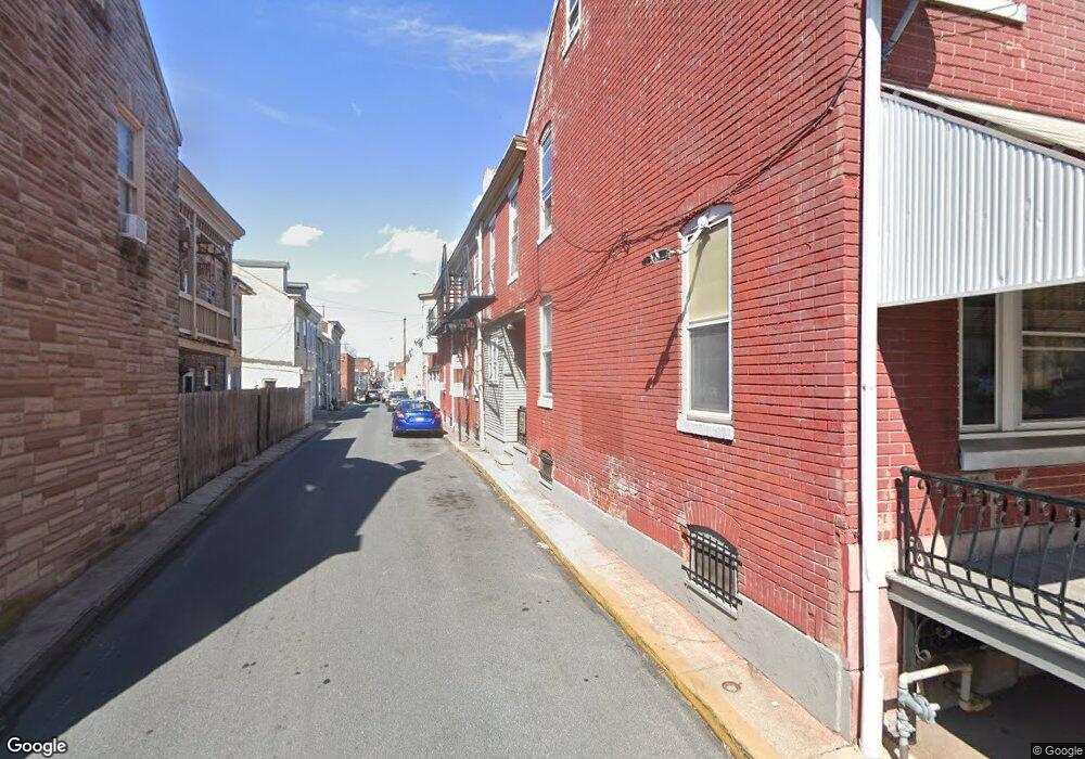 923 Washington St, Reading, PA 19601 - photo 1