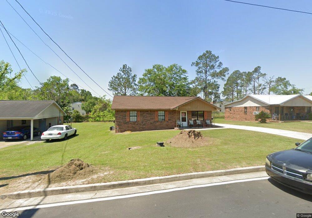 1517 Wynn Ave, Douglas, GA 31533 - photo 1