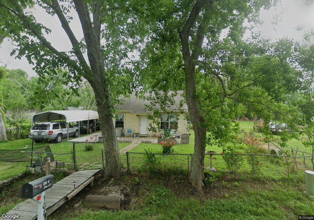 301 E Velasco St, Brazoria, TX 77422 - photo 1