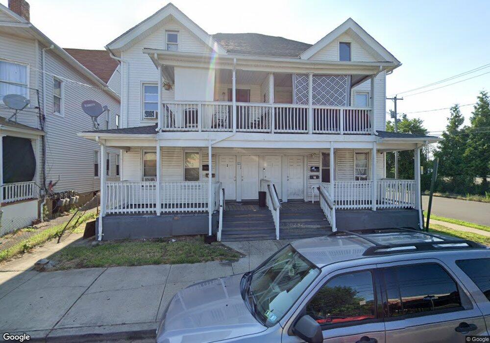 166 Brooks St unit 166, Bridgeport, CT 06608 - photo 1