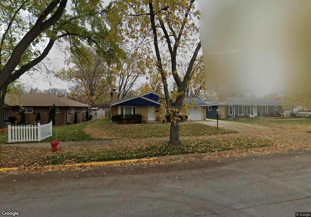 626 Iroquois Dr unit 2, Aurora, IL 60506 - photo 1