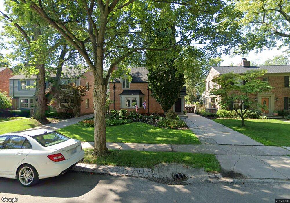 1825 Pine St unit Bldg-Unit, Birmingham, MI 48009 - photo 1