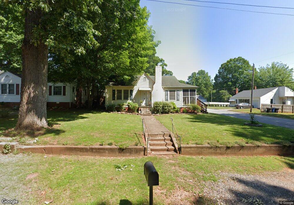 831 Wood St, Statesville, NC 28677 - photo 1
