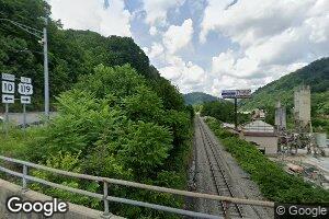 20 2nd Ave, West Logan, WV 25601