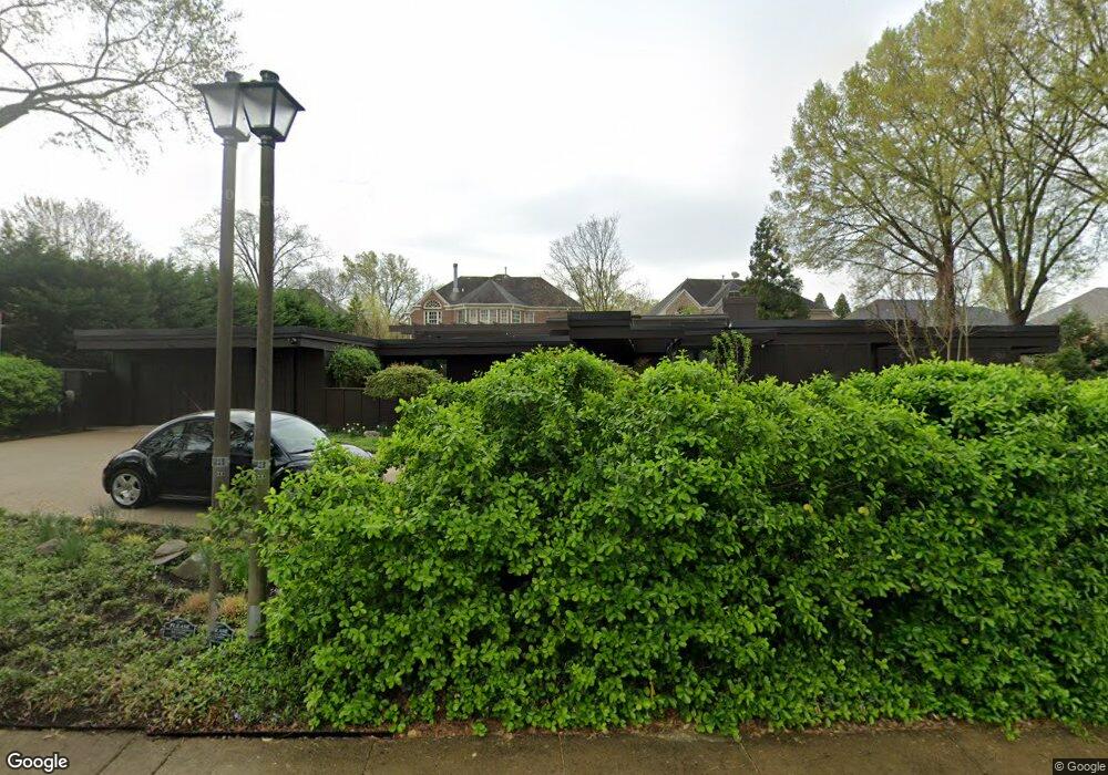 803 Hermitage Ct, Alexandria, VA 22302 - photo 1