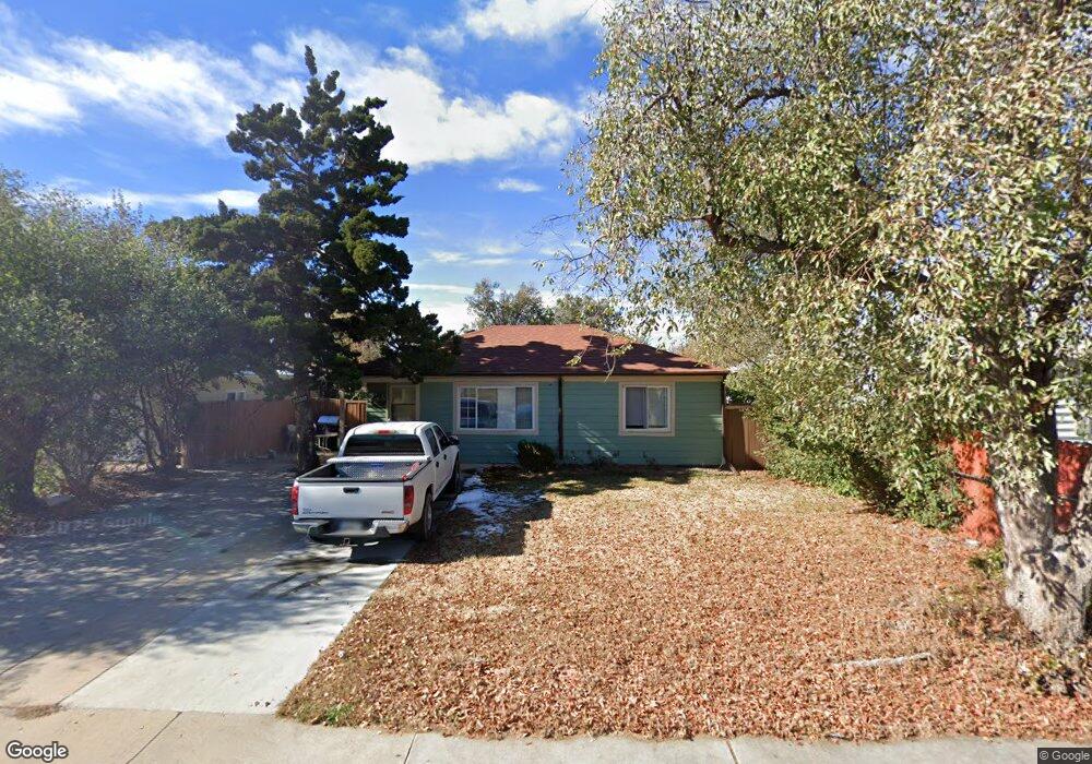 1689 Hanover St, Aurora, CO 80010 - photo 1