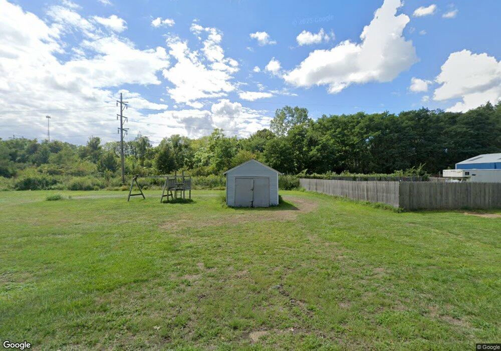 4288 Maple Rd, Lorain, OH 44055 - photo 1