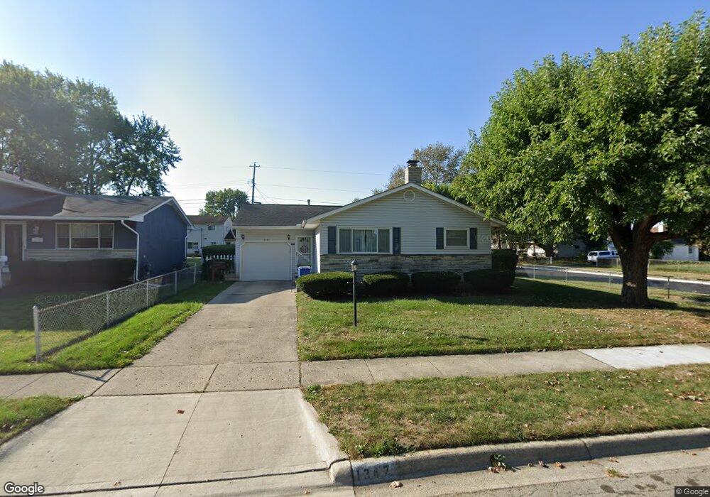 1347 Cranwood Dr, Columbus, OH 43229 - photo 1