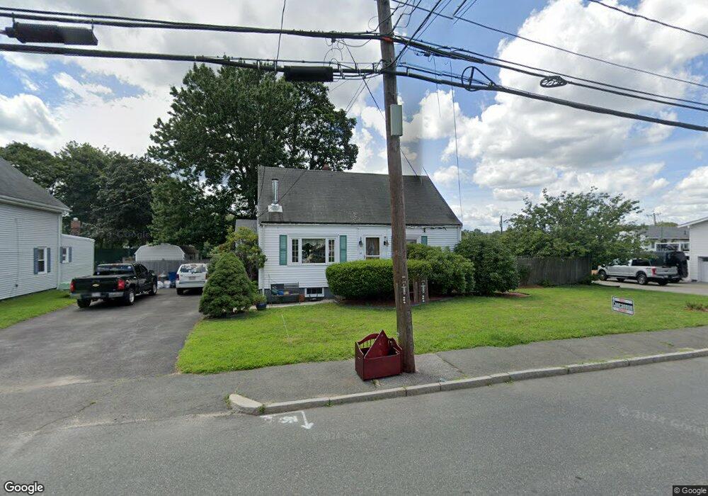 19 Pine St, Woburn, MA 01801 - photo 1