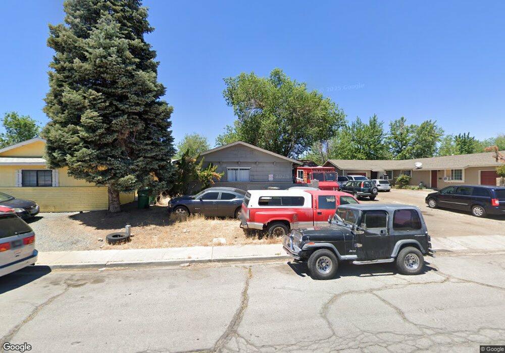 2546 E Cygnet Cir unit 2546, 2548, Sparks, NV 89431 - photo 1