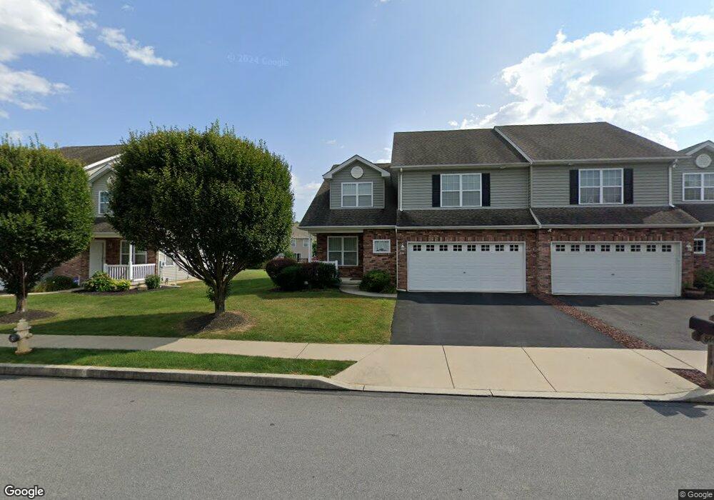 844 N Fork Dr unit 55, Easton, PA 18040 - photo 1