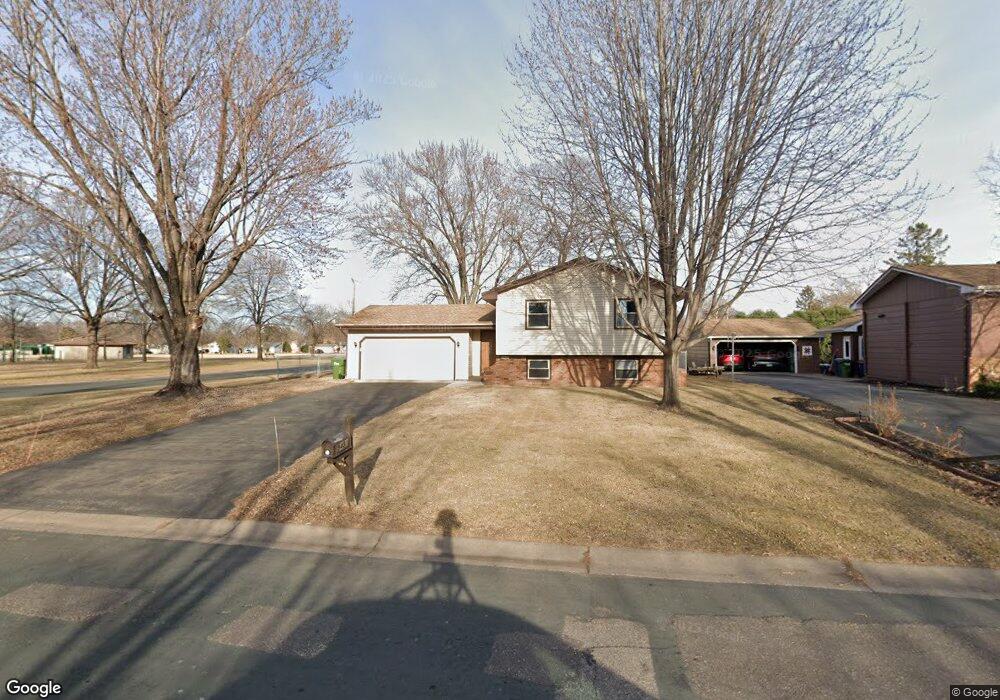 9450 Wellington Ln N, Maple Grove, MN 55369 - photo 1