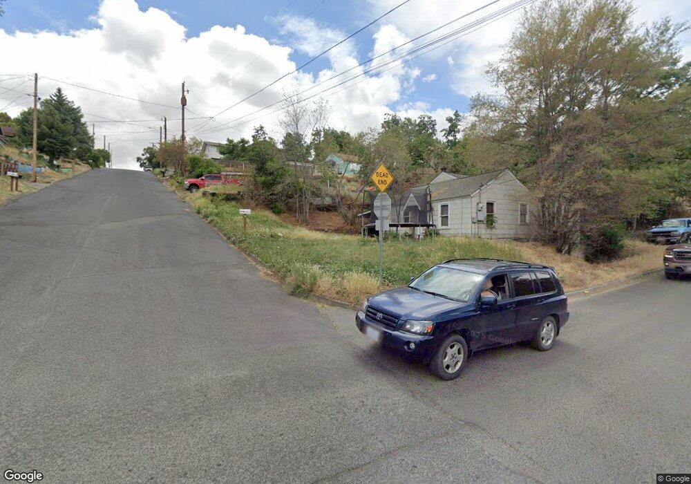 811 SW 8th St, Pendleton, OR 97801 - photo 1