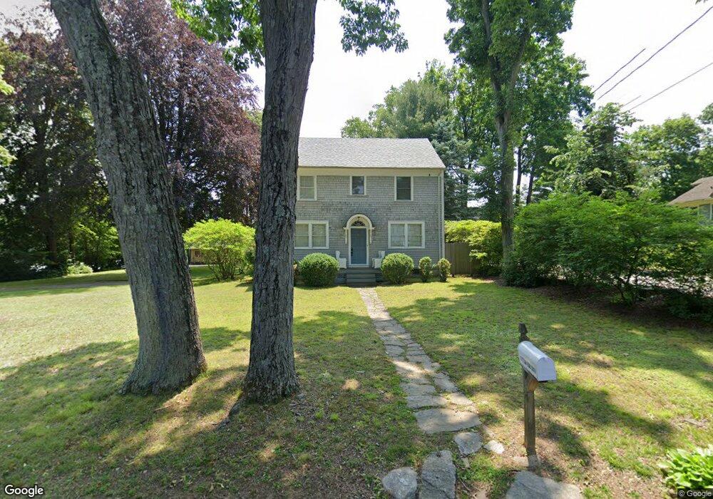 10 Sylvan Rd S, Westport, CT 06880 - photo 1