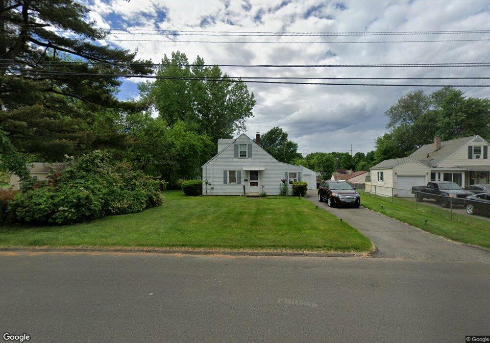 8 Tanglewood Dr, Windsor, CT 06095 - photo 1