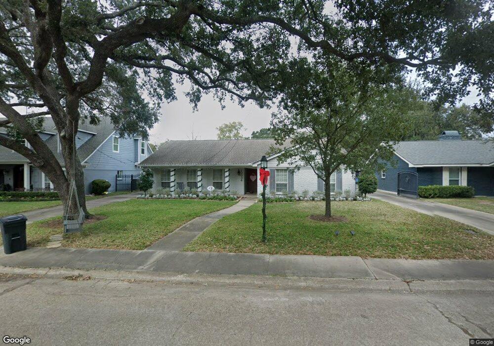 10034 Burgoyne Rd, Houston, TX 77042 - photo 1
