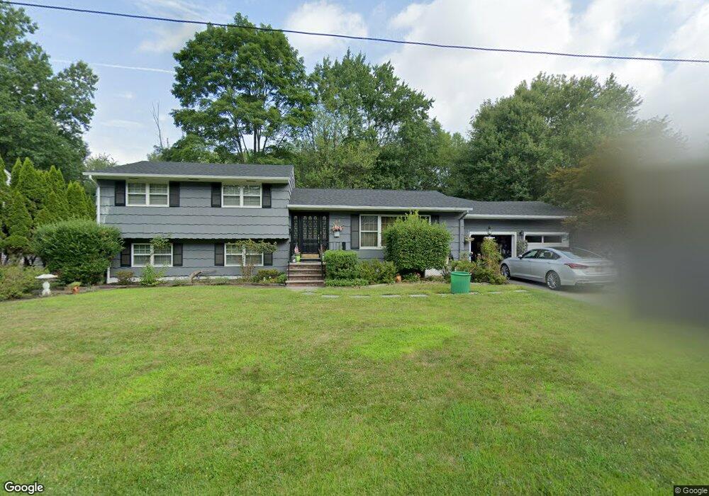 622 Lynn St, Harrington Park, NJ 07640 - photo 1