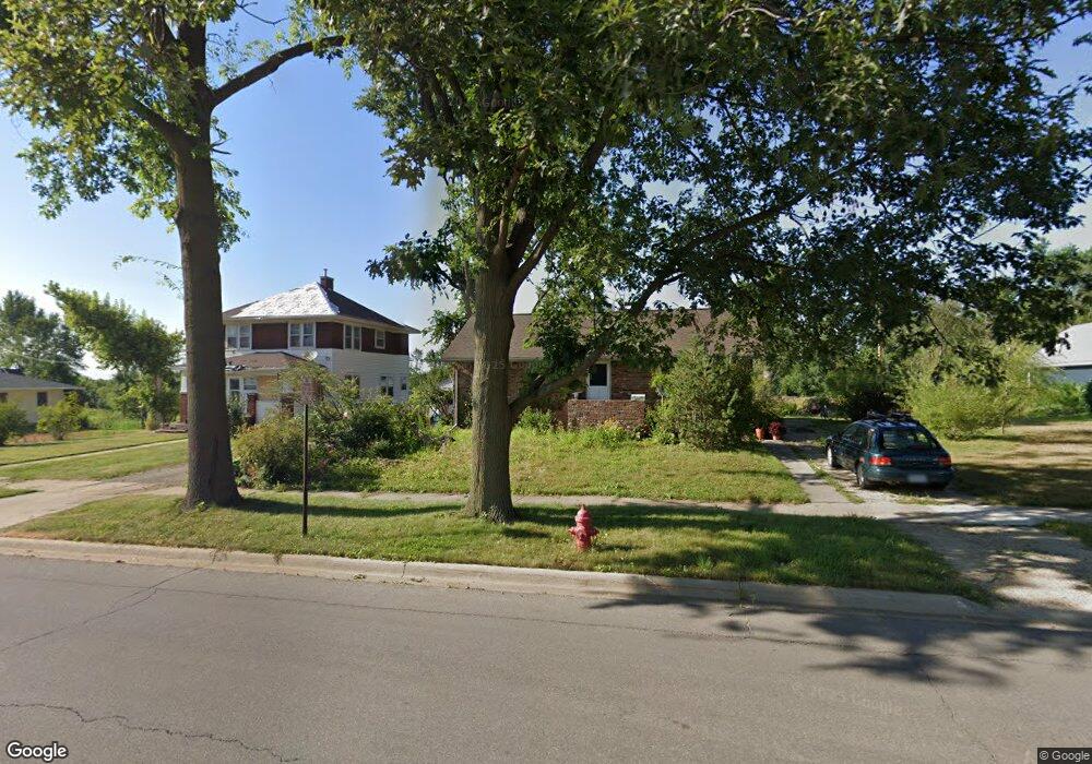 1903 Summit St, Marshalltown, IA 50158 - photo 1