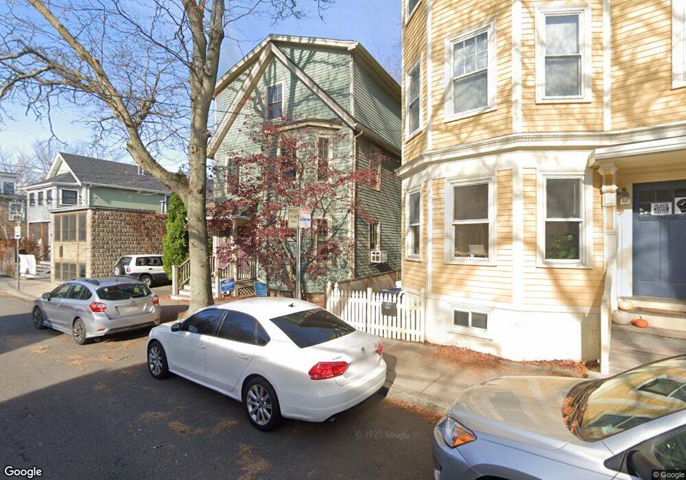 82 Kinnaird St unit 2, Cambridge, MA 02139 - photo 1
