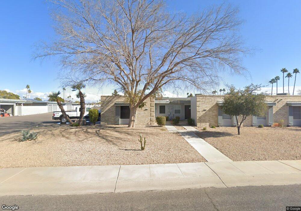 10566 W Palmeras Dr, Sun City, AZ 85373 - photo 1