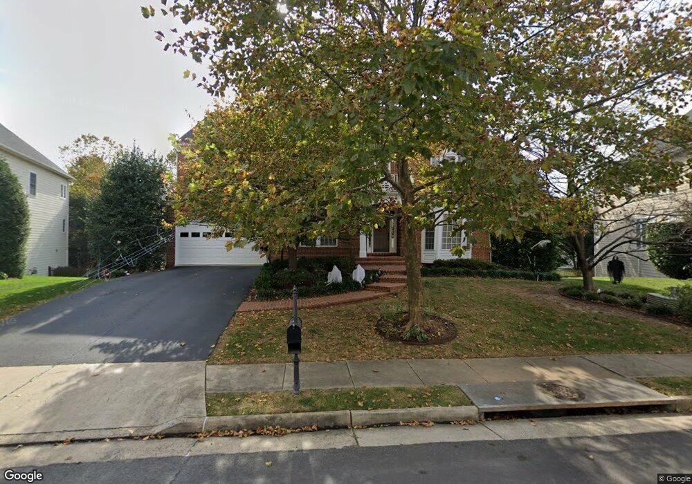 42853 Sandhurst Ct, Ashburn, VA 20148 - photo 1